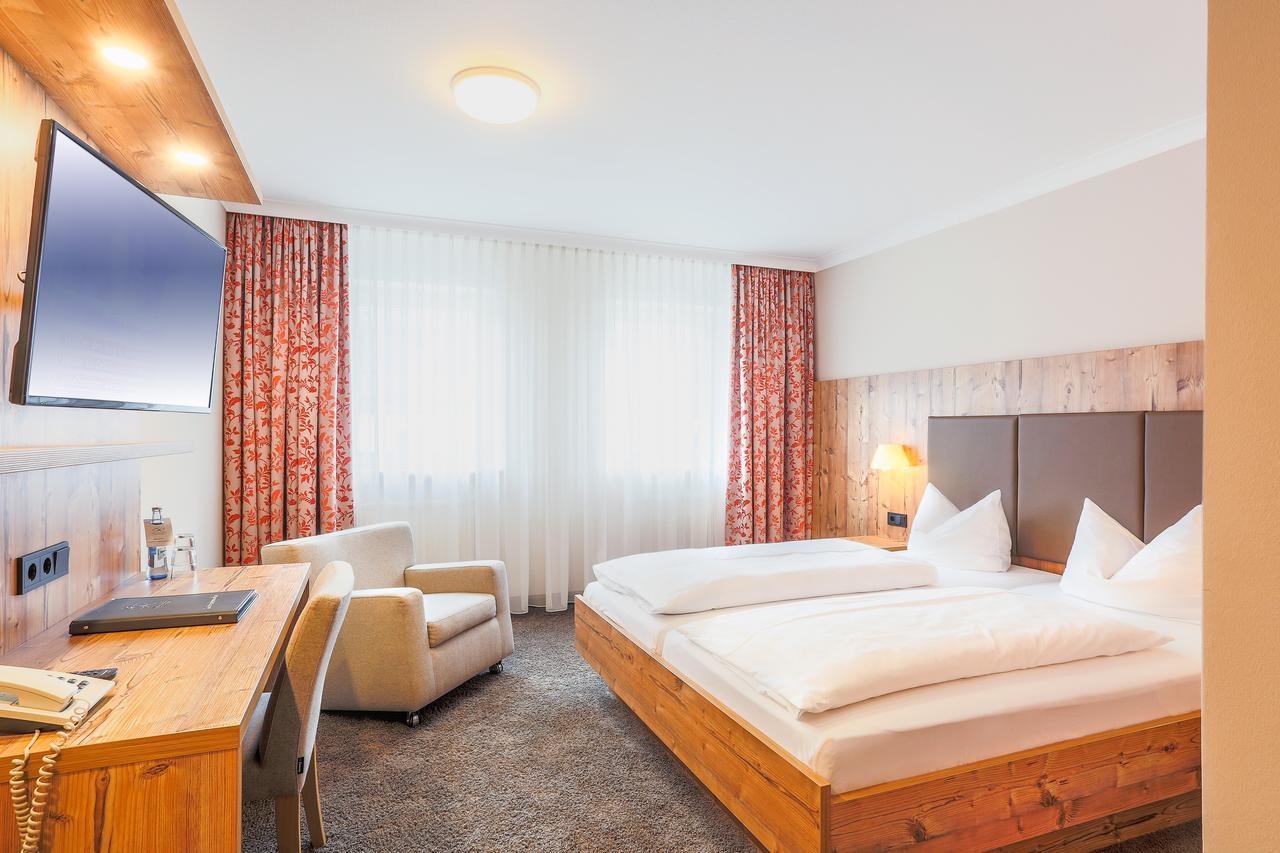 Hotel - Restaurant Erich Roediger Bad Staffelstein Εξωτερικό φωτογραφία
